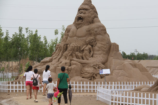 濱州首個(gè)大型沙雕雕塑亮相，沙灘雕塑主題公園正式開(kāi)園